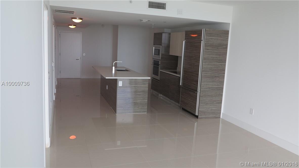 ICON BAY - Residential Lease