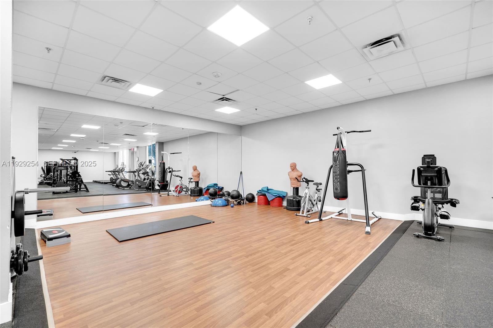 PARKER PLAZA CONDO ESTATE - Residential Lease