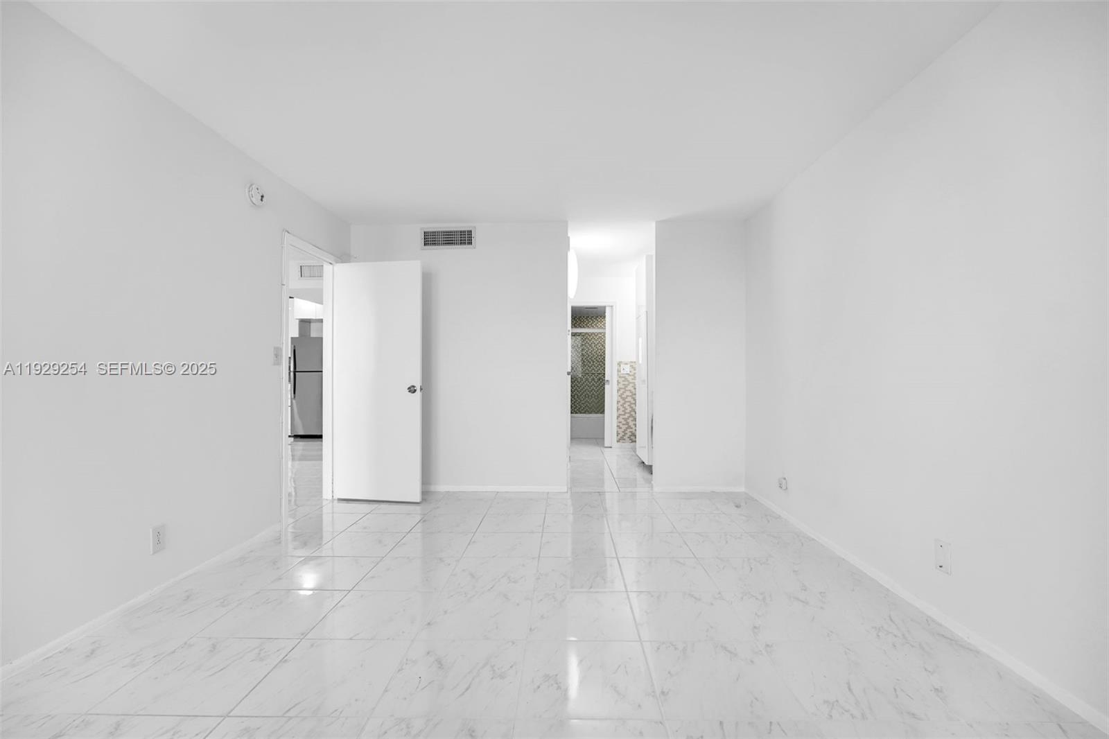 PARKER PLAZA CONDO ESTATE - Residential Lease