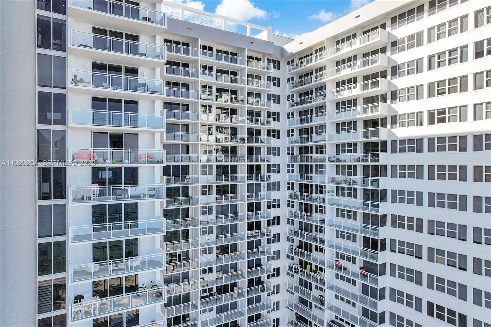 PARKER PLAZA CONDO ESTATE - Residential Lease