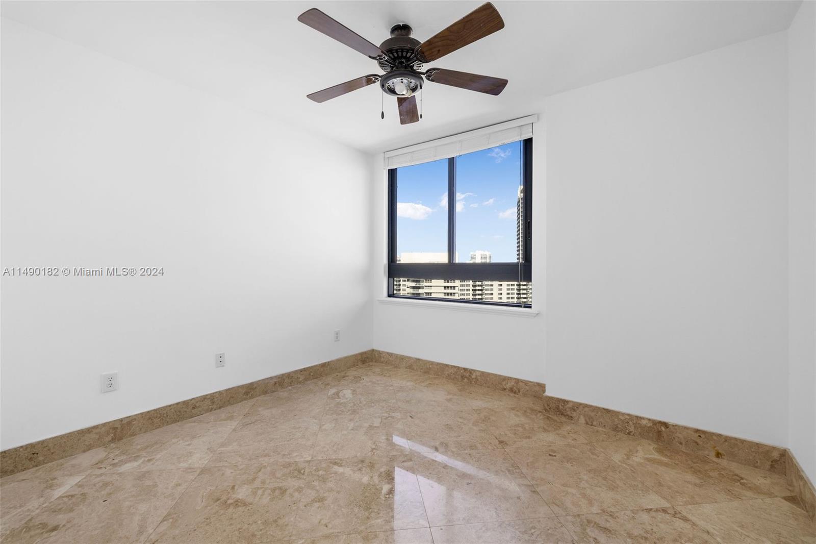 THE WAVERLY AT SOUTH BEAC - Residential Lease