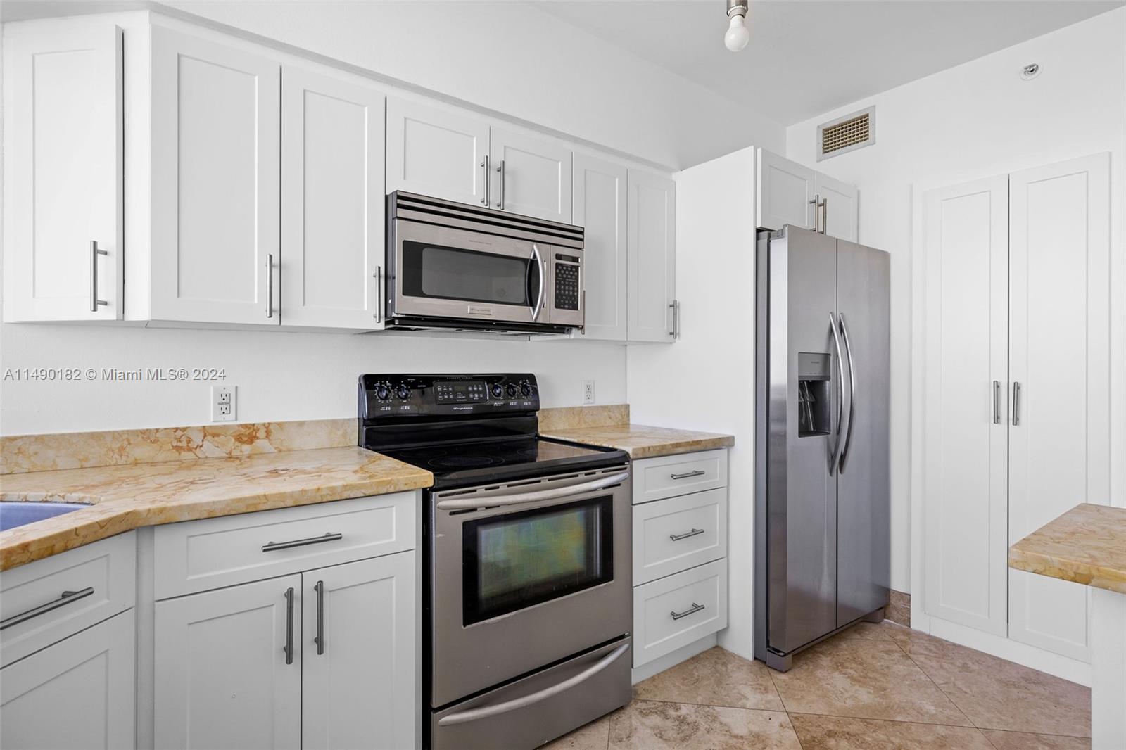 THE WAVERLY AT SOUTH BEAC - Residential Lease