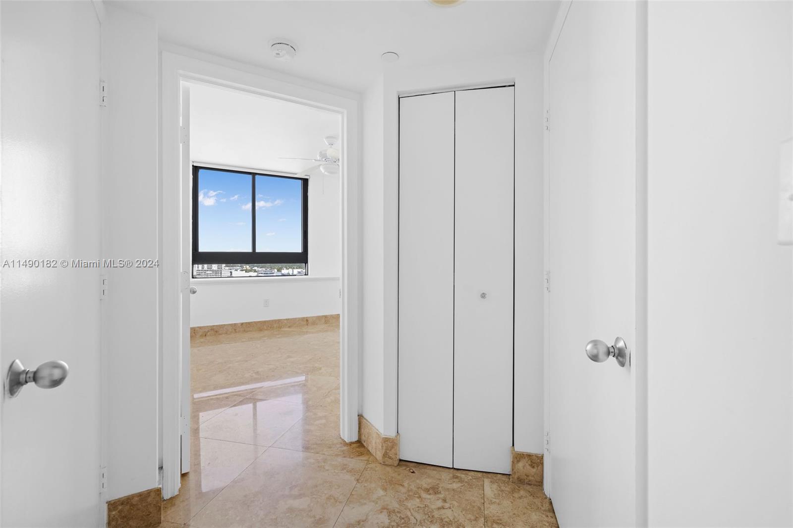 THE WAVERLY AT SOUTH BEAC - Residential Lease