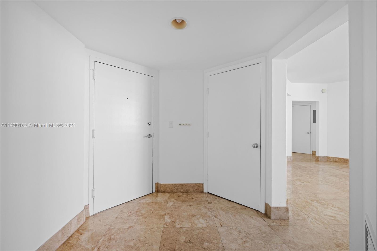 THE WAVERLY AT SOUTH BEAC - Residential Lease