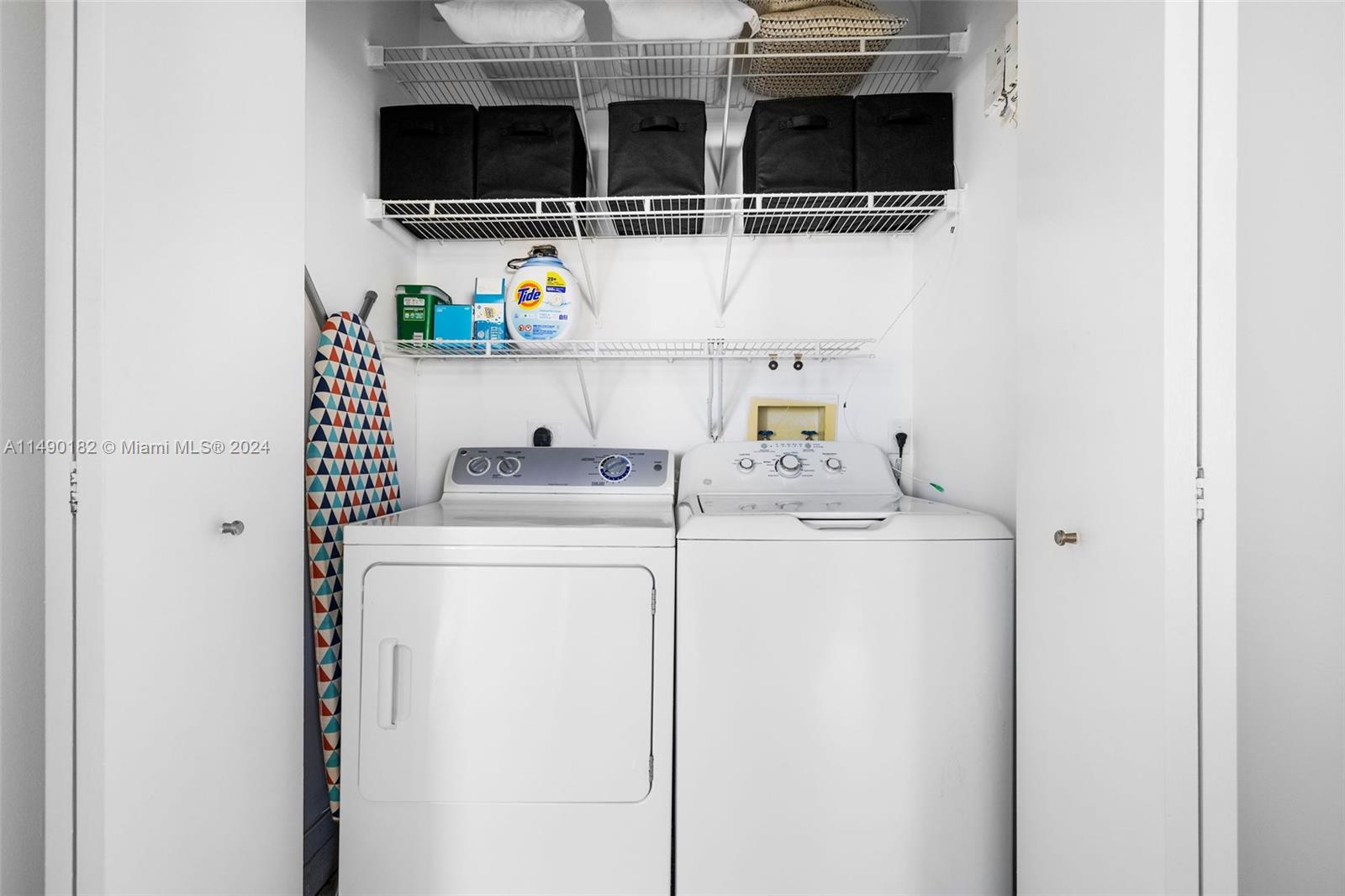 THE WAVERLY AT SOUTH BEAC - Residential Lease