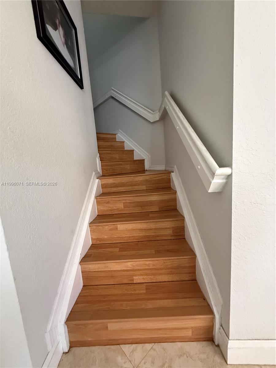 KENDALL BREEZE - Residential