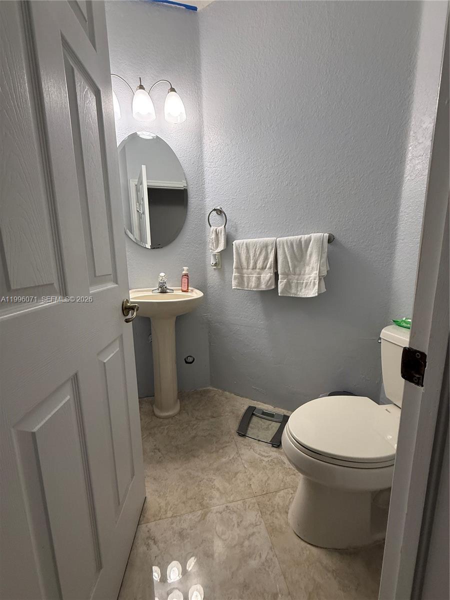 KENDALL BREEZE - Residential