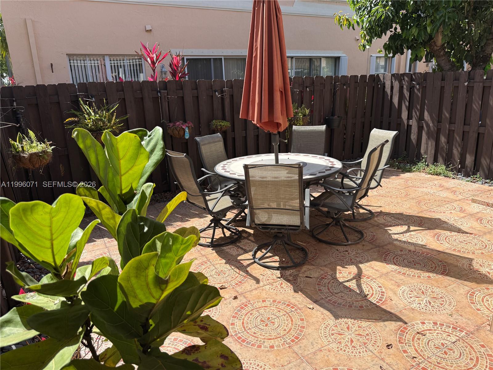 KENDALL BREEZE - Residential