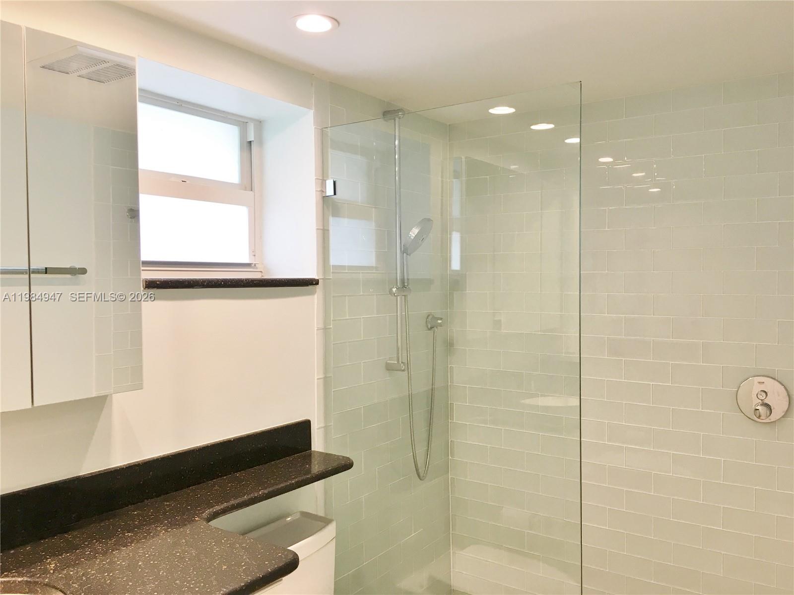 WATERS EDGE OF CORAL GABL - Residential