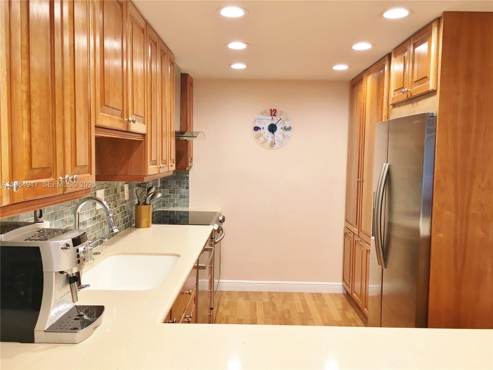 WATERS EDGE OF CORAL GABL - Residential