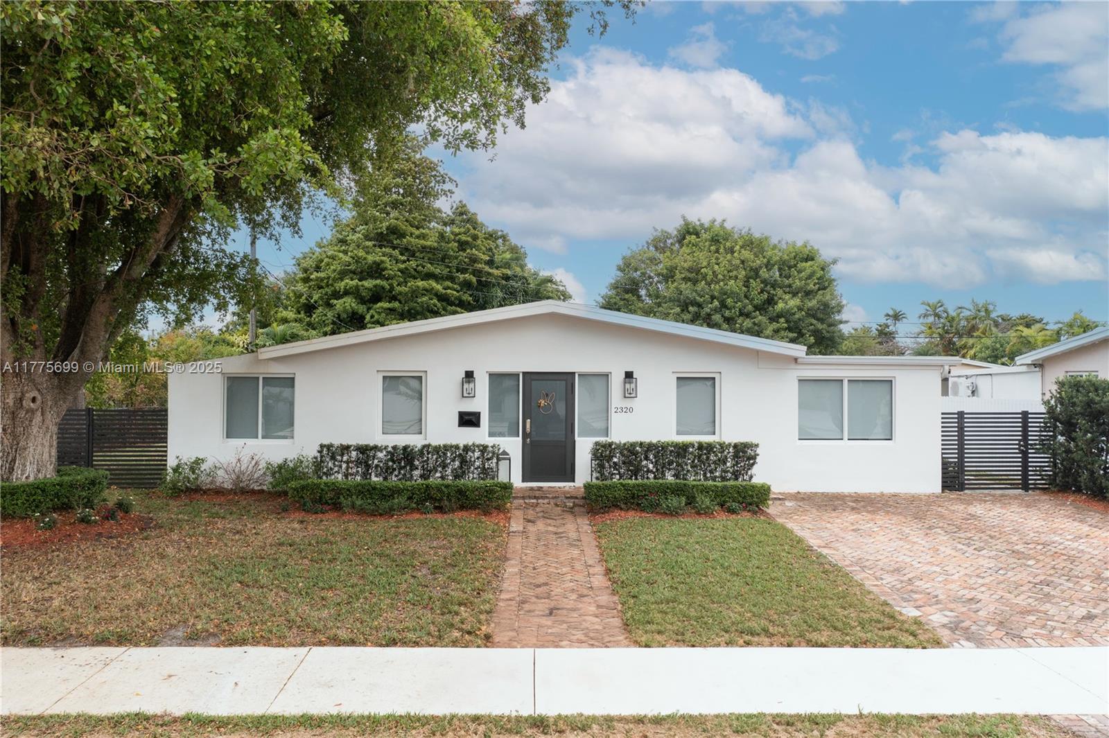 Property for Sale at 2320 Sw 89th Ct, Miami, Broward County, Florida - Bedrooms: 4 
Bathrooms: 2  - $789,900