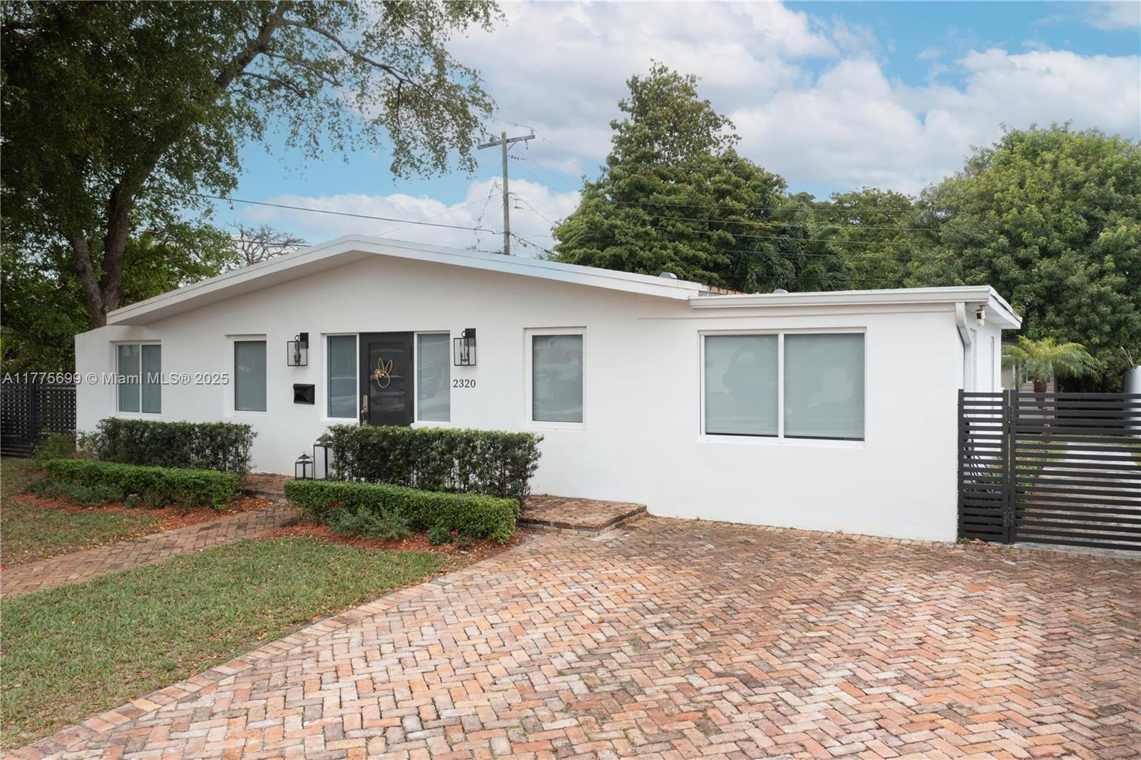 2320 SW 89th Ct