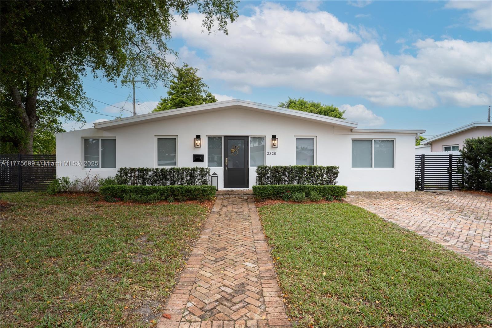 2320 SW 89th Ct