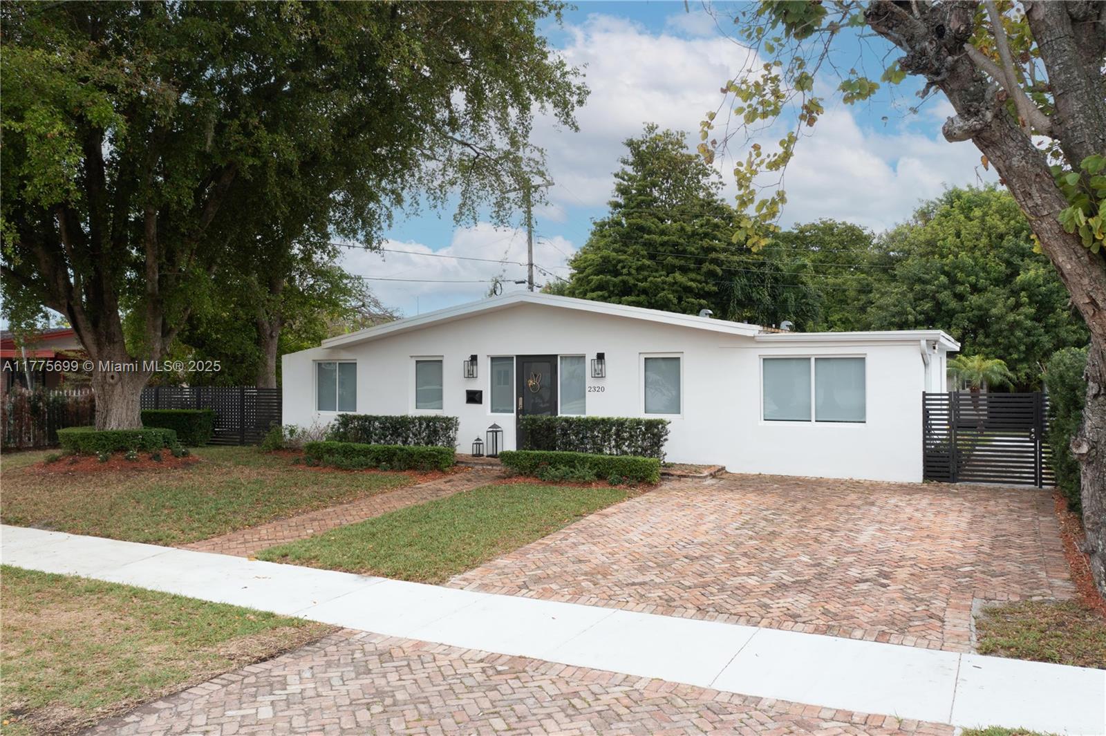 2320 SW 89th Ct