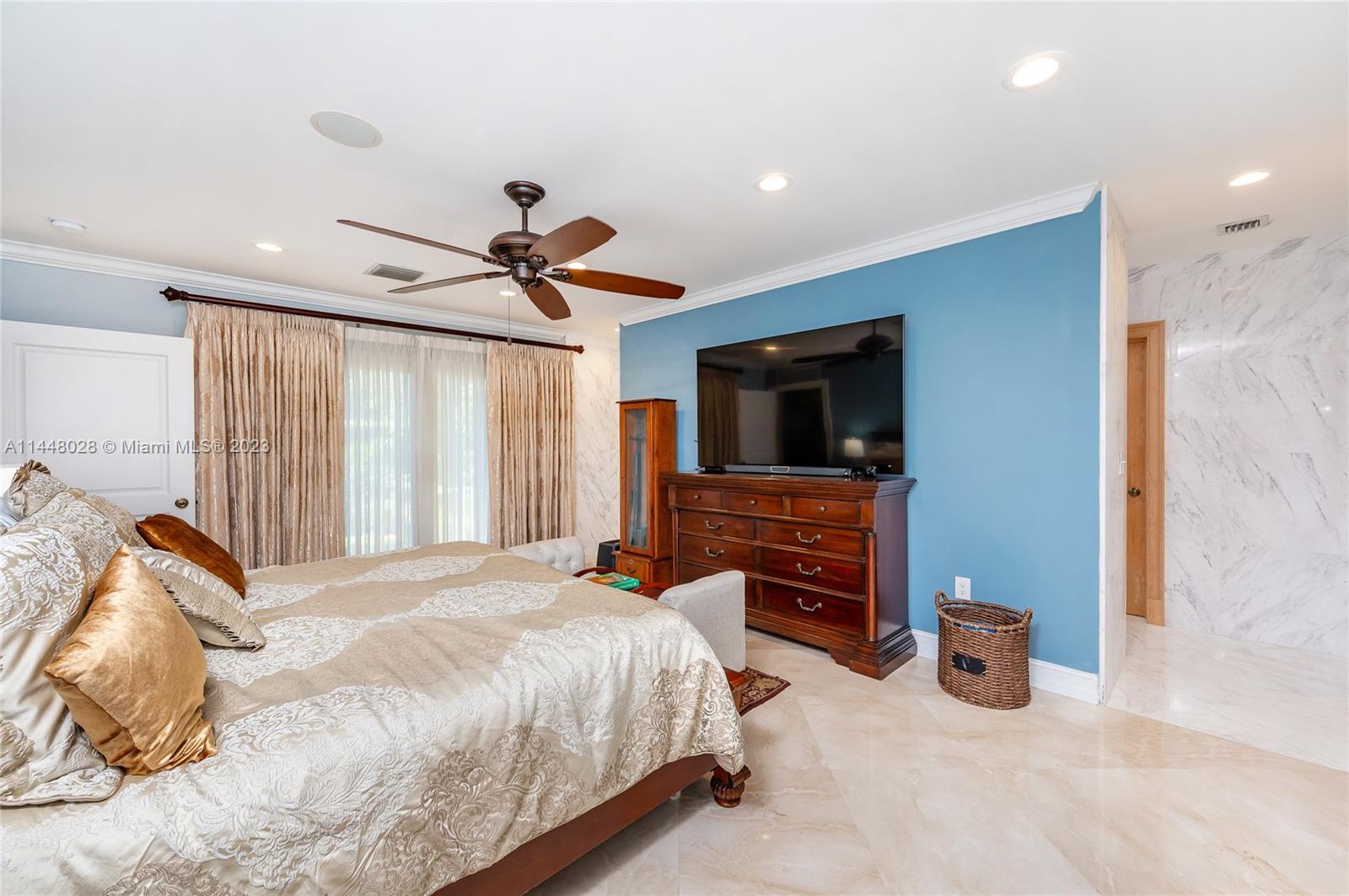 HIGHWAY SUB AMD - Residential