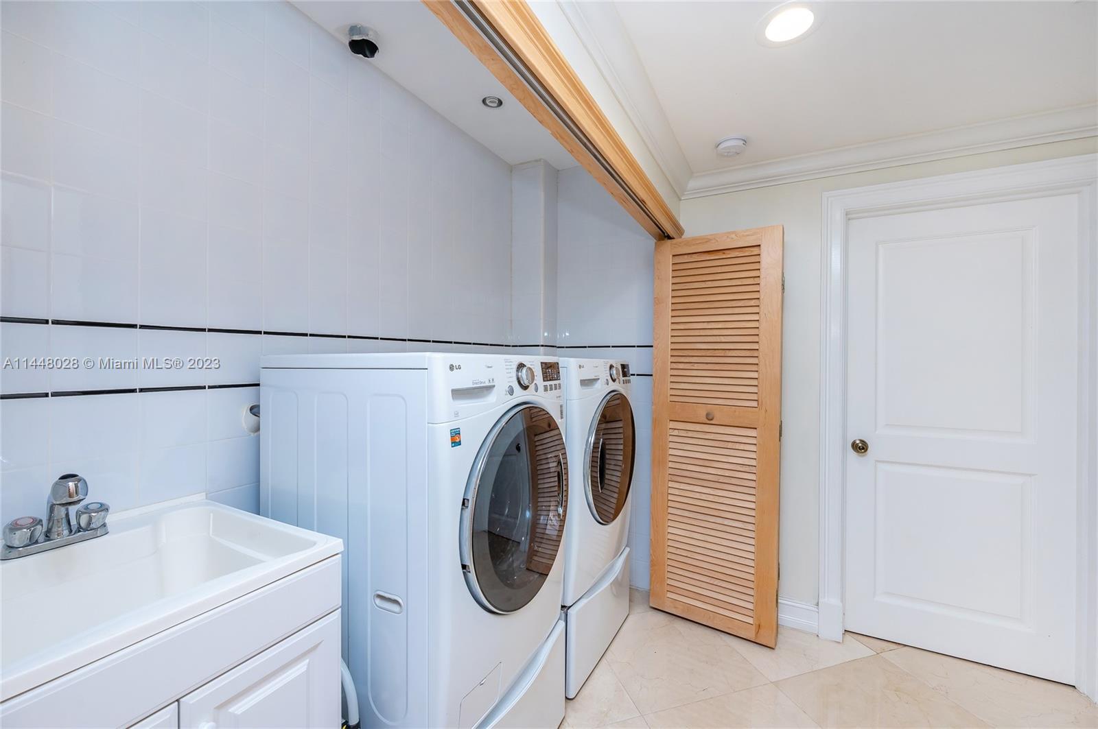 HIGHWAY SUB AMD - Residential