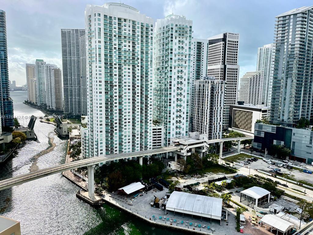 Property for Sale at 350 S Miami Ave 2502, Miami, Broward County, Florida - Bedrooms: 2 
Bathrooms: 2  - $697,000