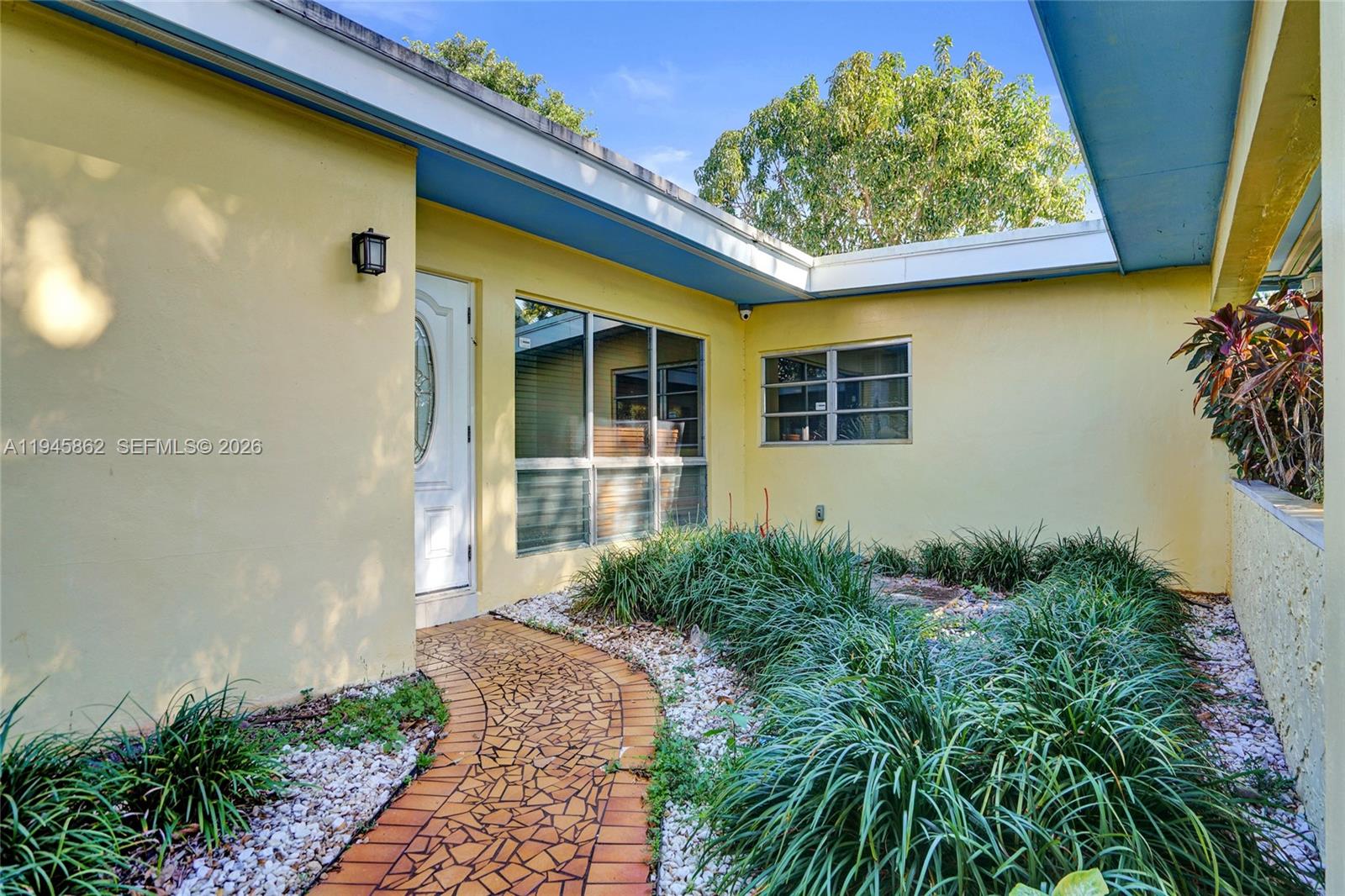 SKY LAKE ESTATES - Residential