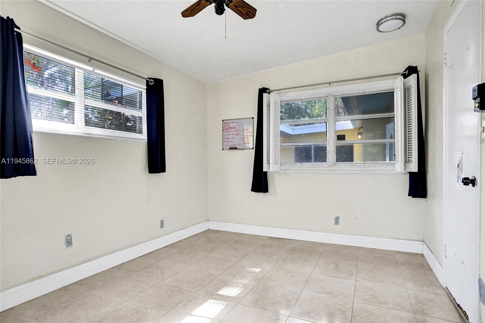 SKY LAKE ESTATES - Residential