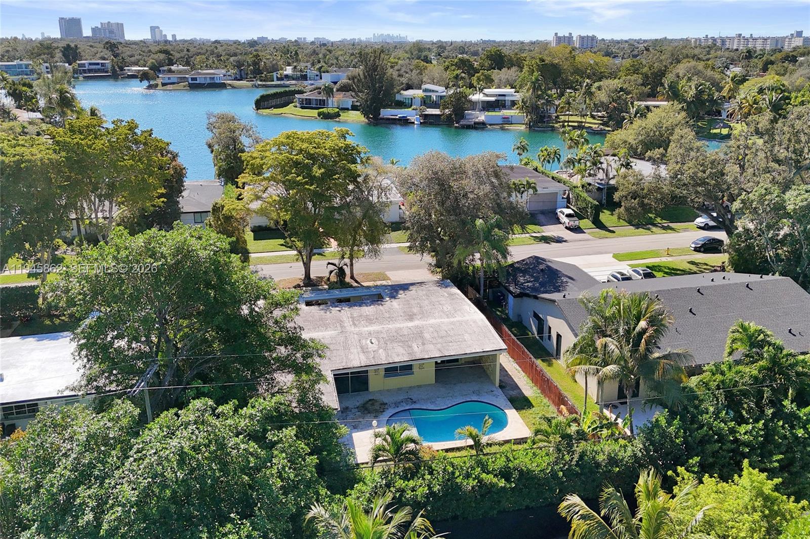 SKY LAKE ESTATES - Residential