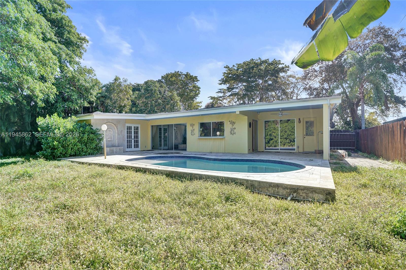 SKY LAKE ESTATES - Residential