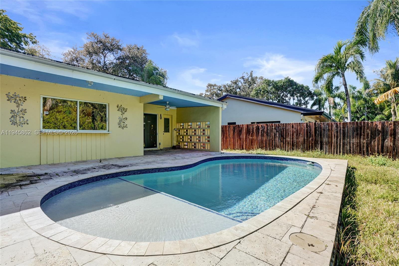 SKY LAKE ESTATES - Residential