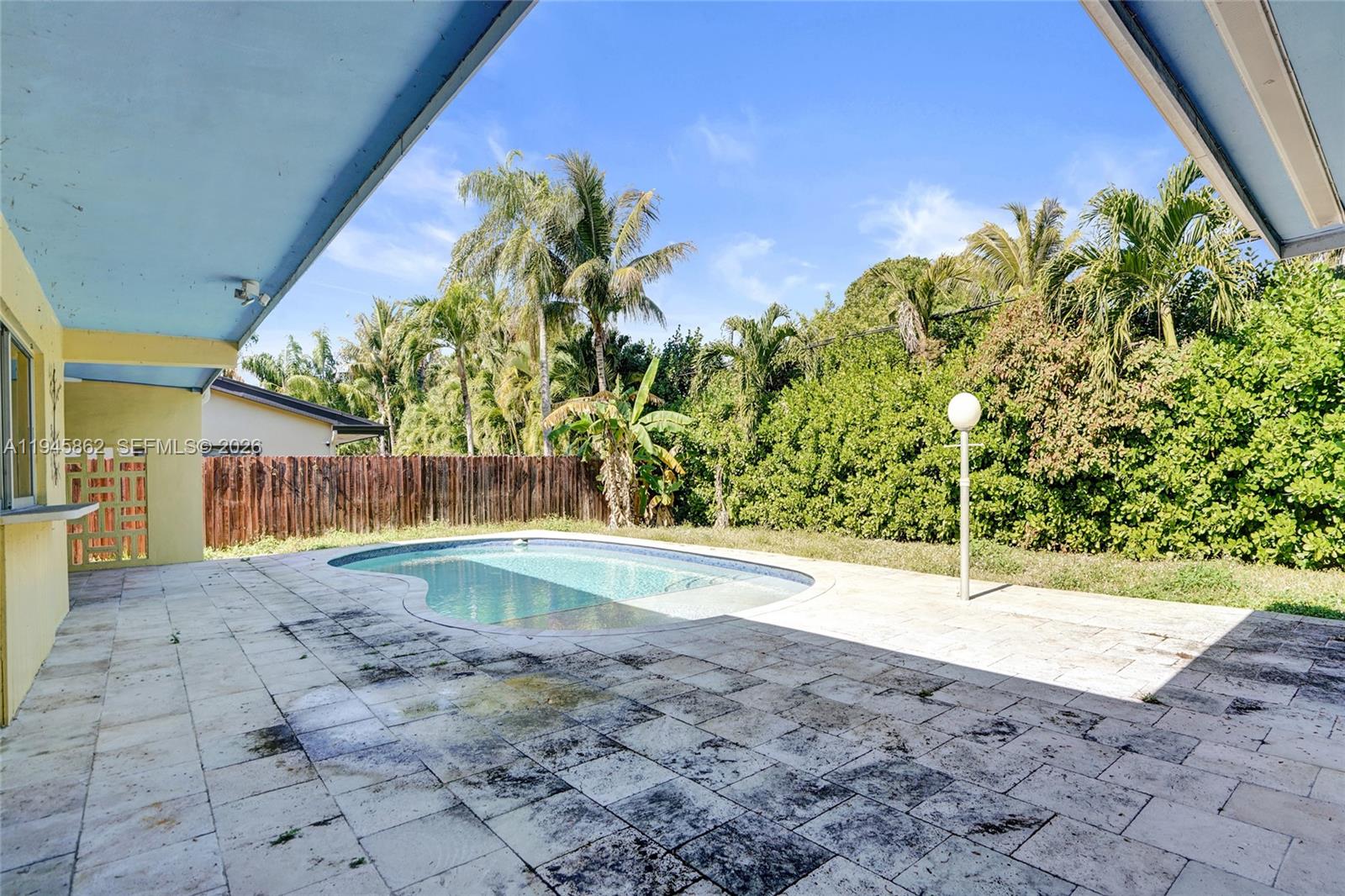 SKY LAKE ESTATES - Residential