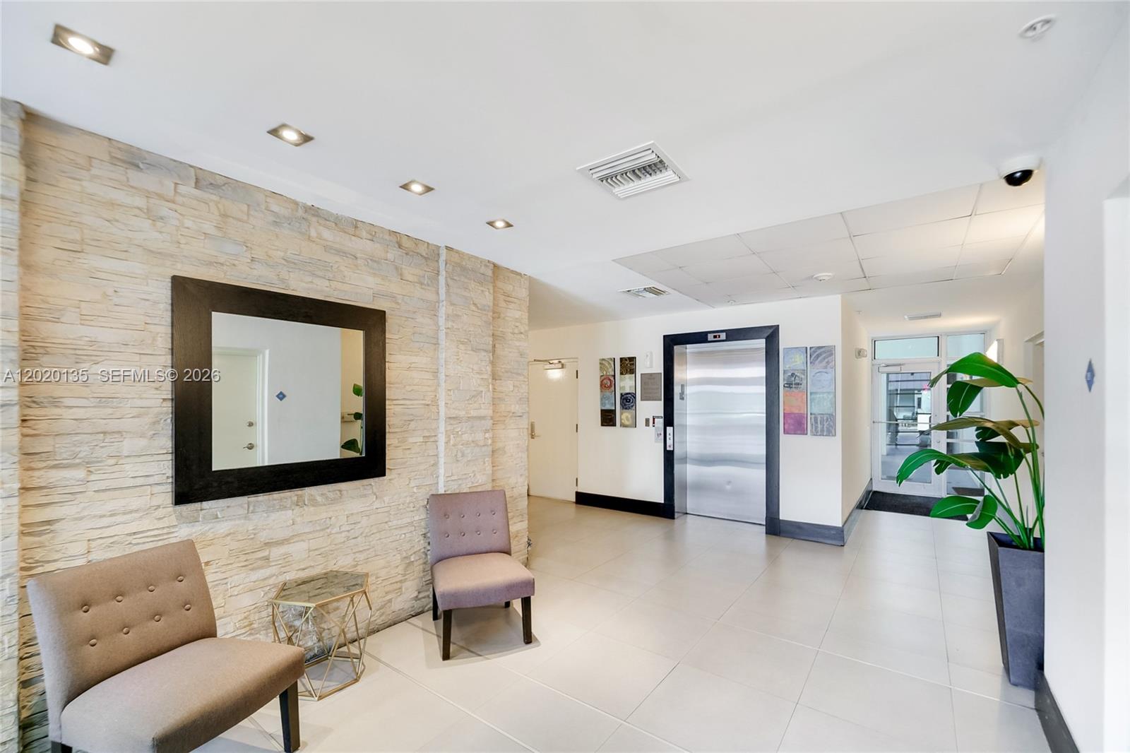 LOFTS AT MAYFAIR CONDO - Residential