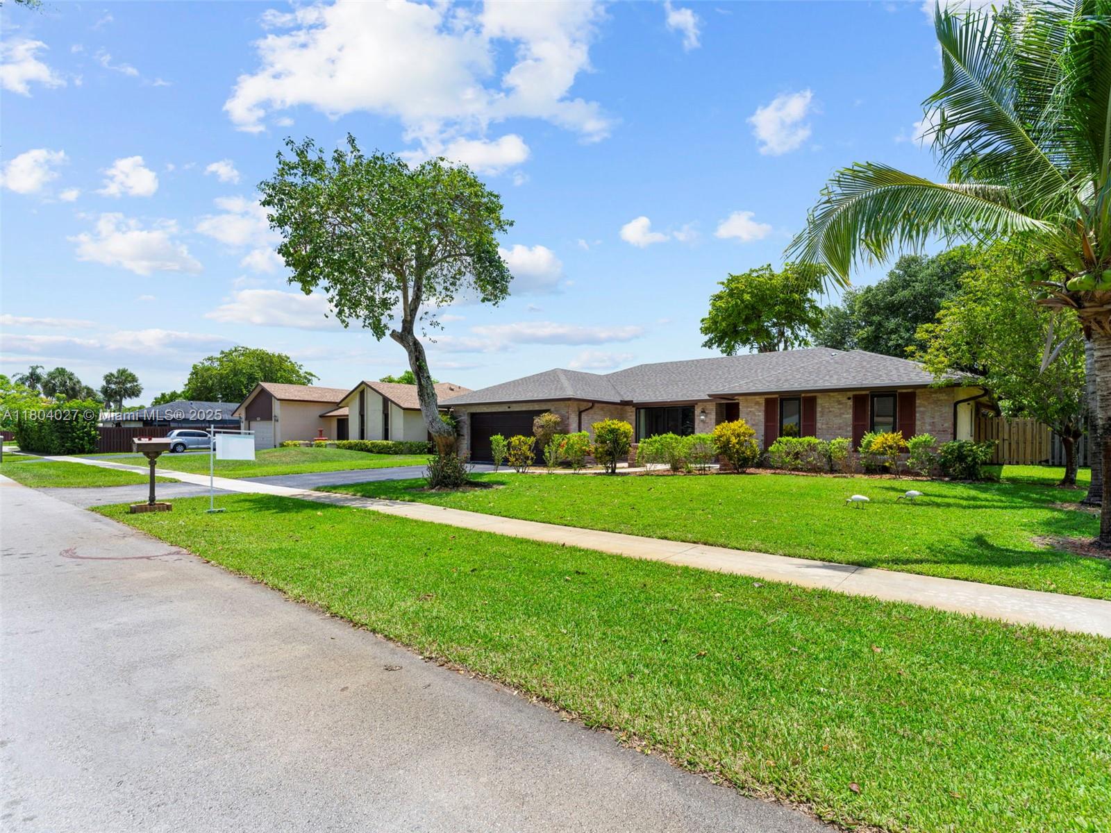 1281 NW 76th Ave