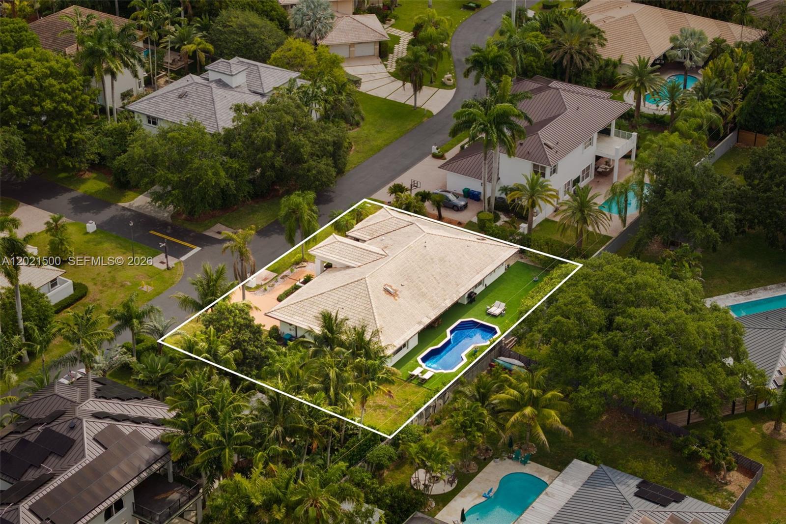 OLD CUTLER PALMS - Residential
