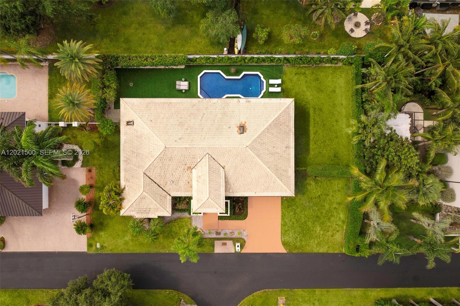 OLD CUTLER PALMS - Residential