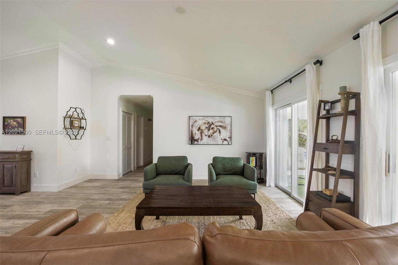 OLD CUTLER PALMS - Residential