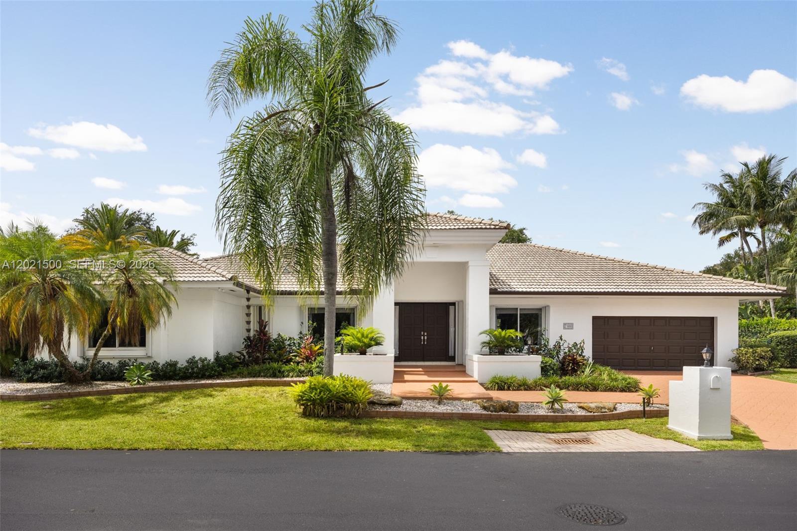 OLD CUTLER PALMS - Residential