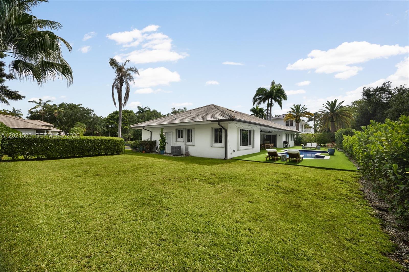 OLD CUTLER PALMS - Residential
