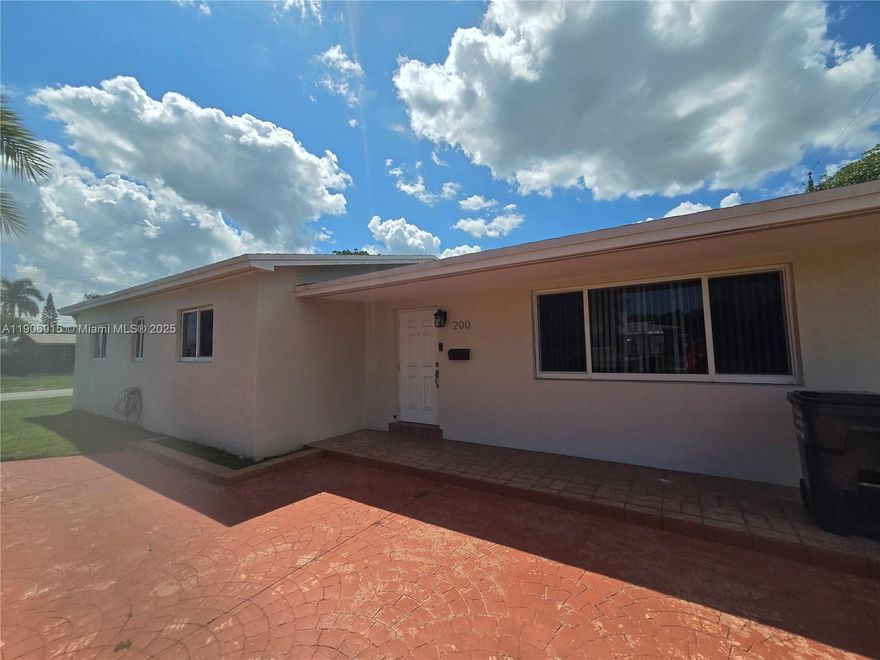 Beautifully maintained 3 bedrooms, 1.5 bath home in Hollywood. This property features a 2019 roof, 2021 AC, updated air ducts in 2022 and the home was pipelined in 2024. The layout offers a bright living area, a functional kitchen and comfortable bedrooms. Enjoy a corner house with a large back yard with plenty of room for a pool. Centrally located near major highways and shopping. NO HOA!