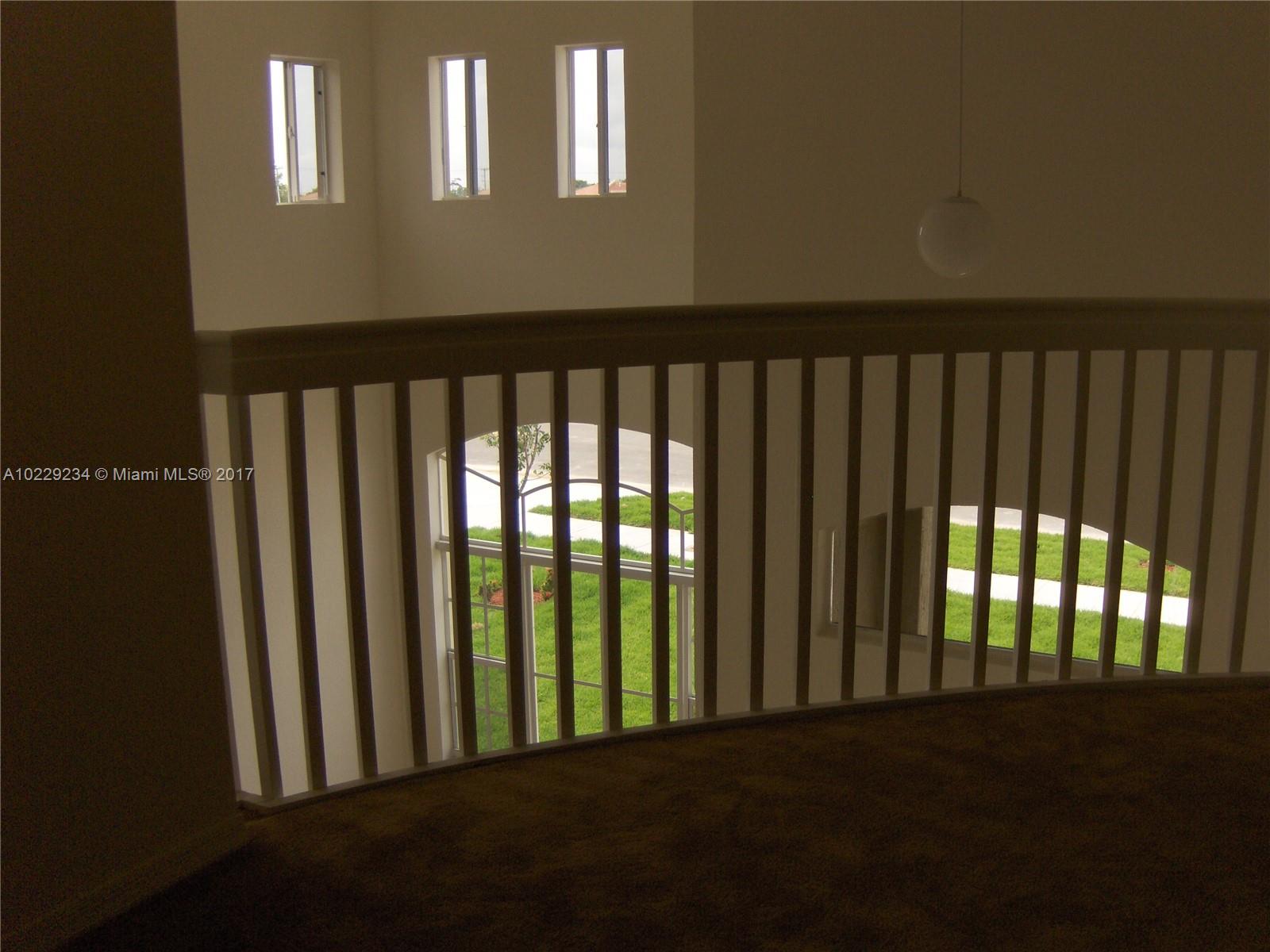 VITRAN AT NARANJA ESTATES - Residential Lease