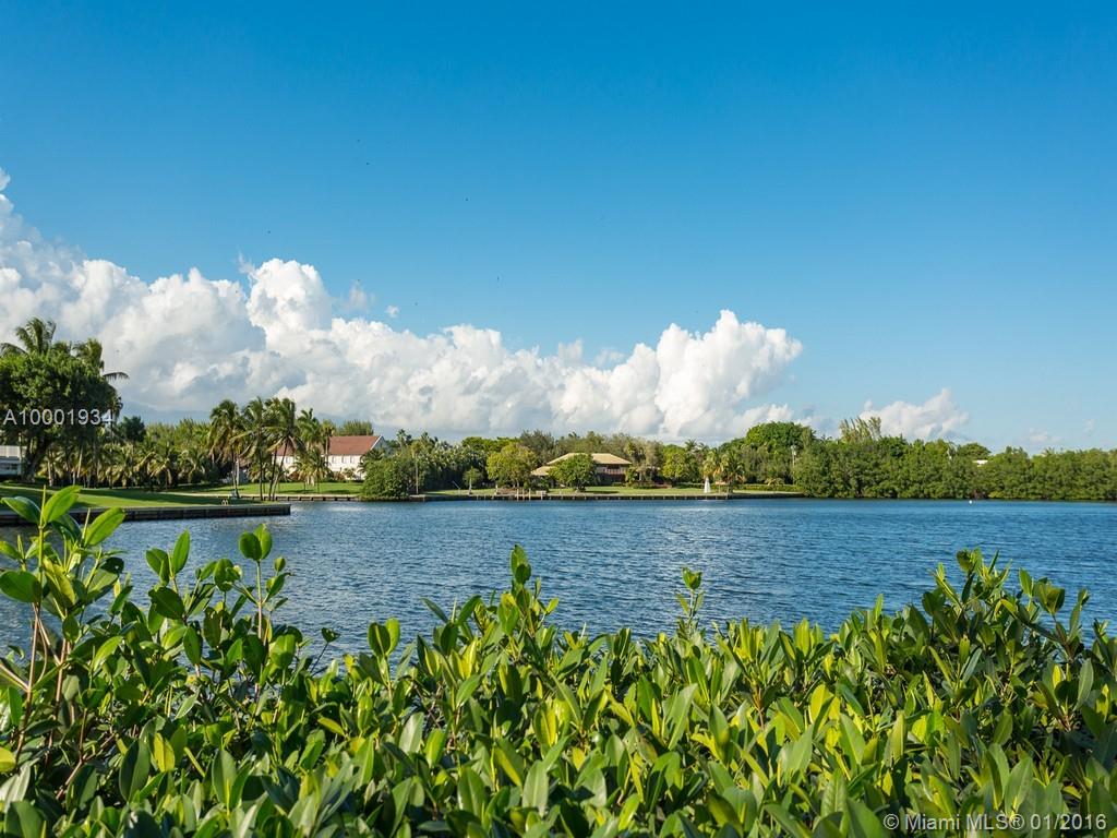 254 41 Gables Estates N - Residential