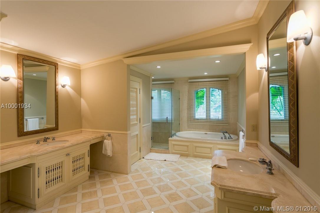 254 41 Gables Estates N - Residential