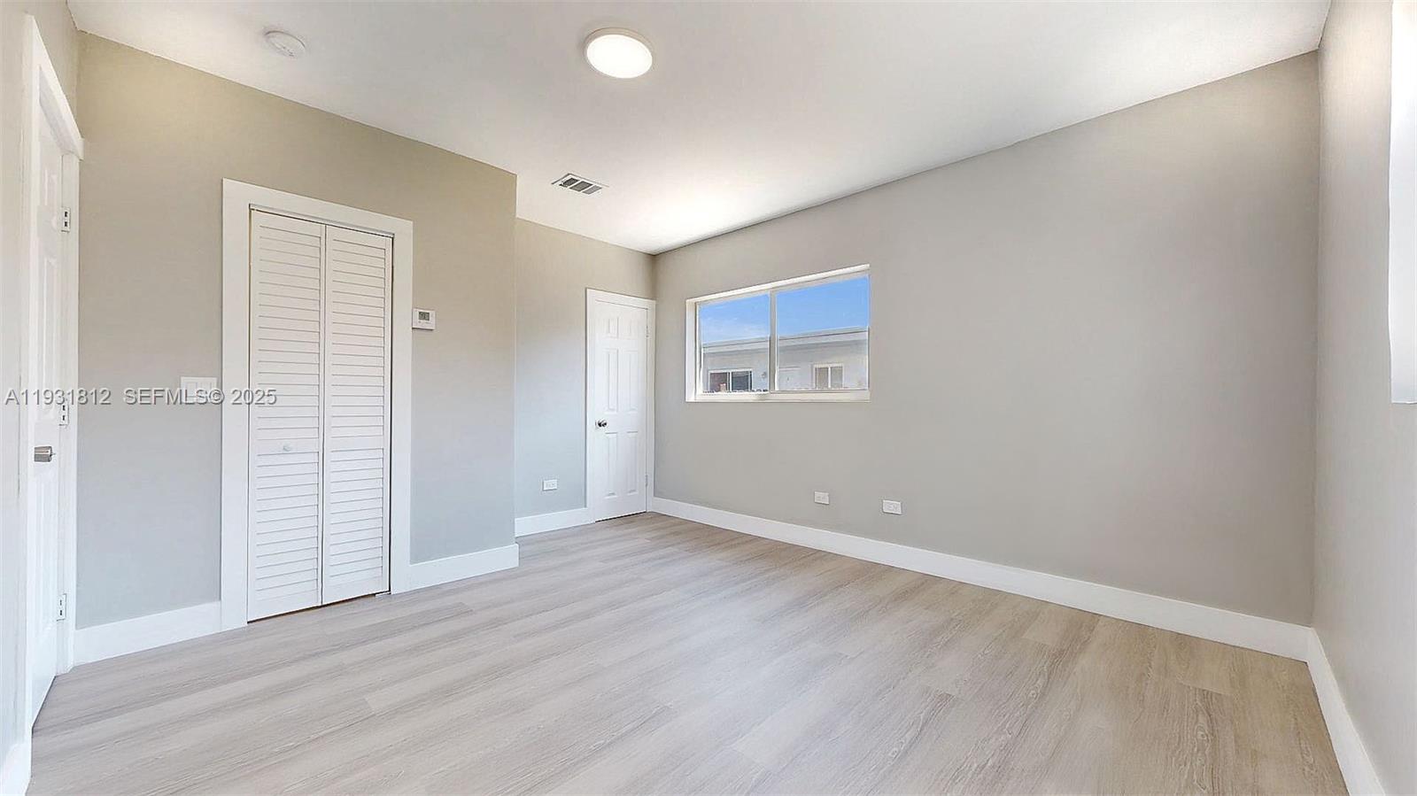 HIALEAH 7TH ADDN - Residential Lease