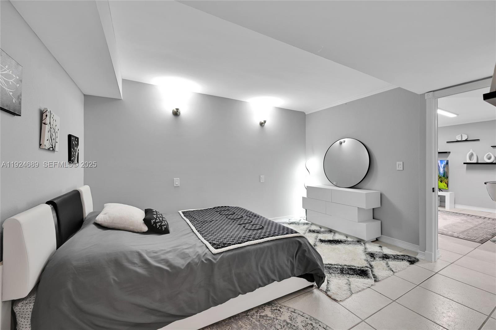 MAISON GRANDE CONDO - Residential