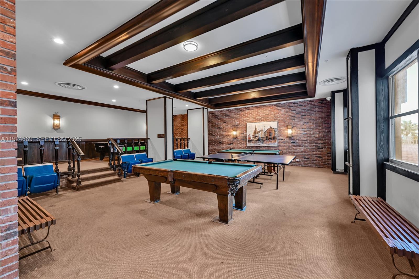 MAISON GRANDE CONDO - Residential