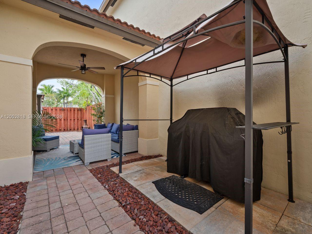 TRELLIS AT BAYSHORE - Residential