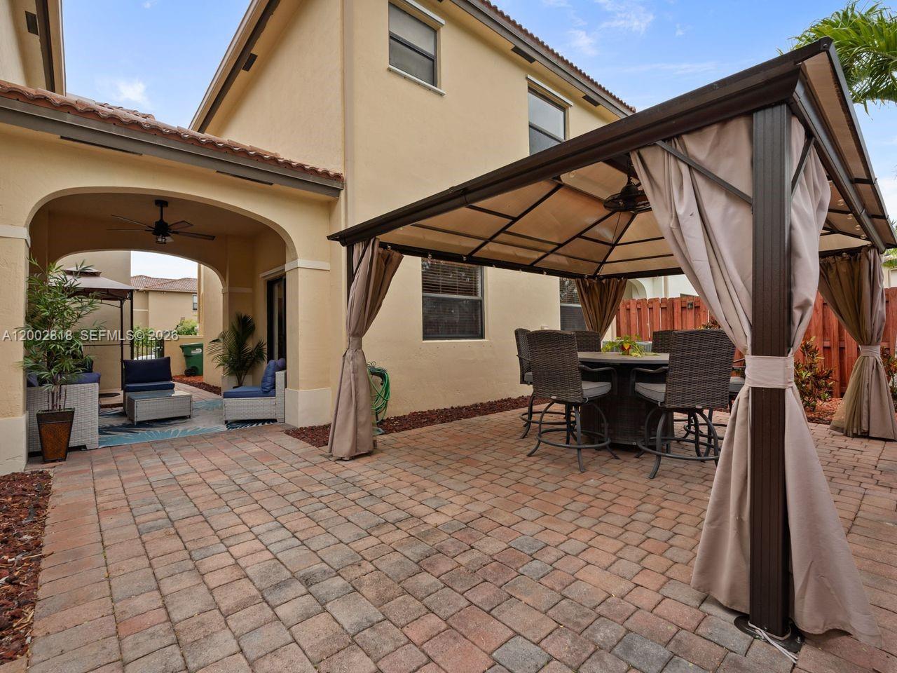 TRELLIS AT BAYSHORE - Residential