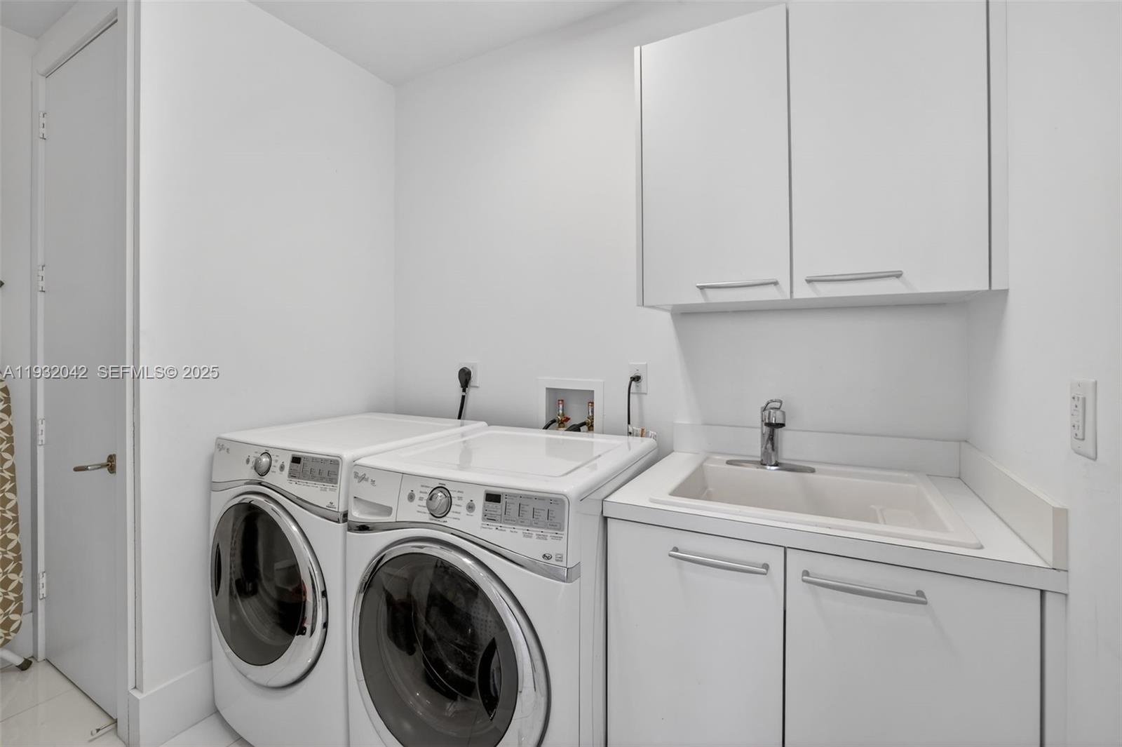 BELLINI AT WILLIAMS ISLAN - Residential Lease