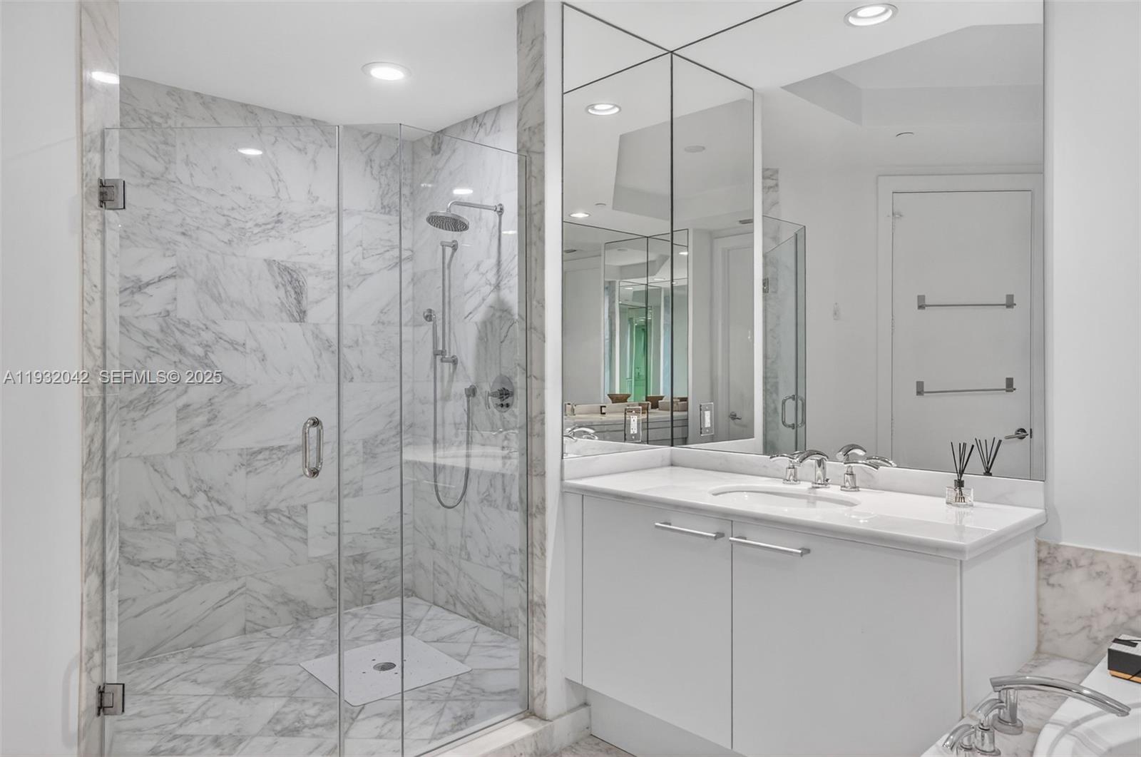 BELLINI AT WILLIAMS ISLAN - Residential Lease