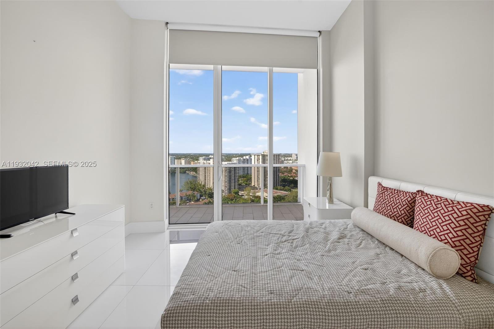 BELLINI AT WILLIAMS ISLAN - Residential Lease