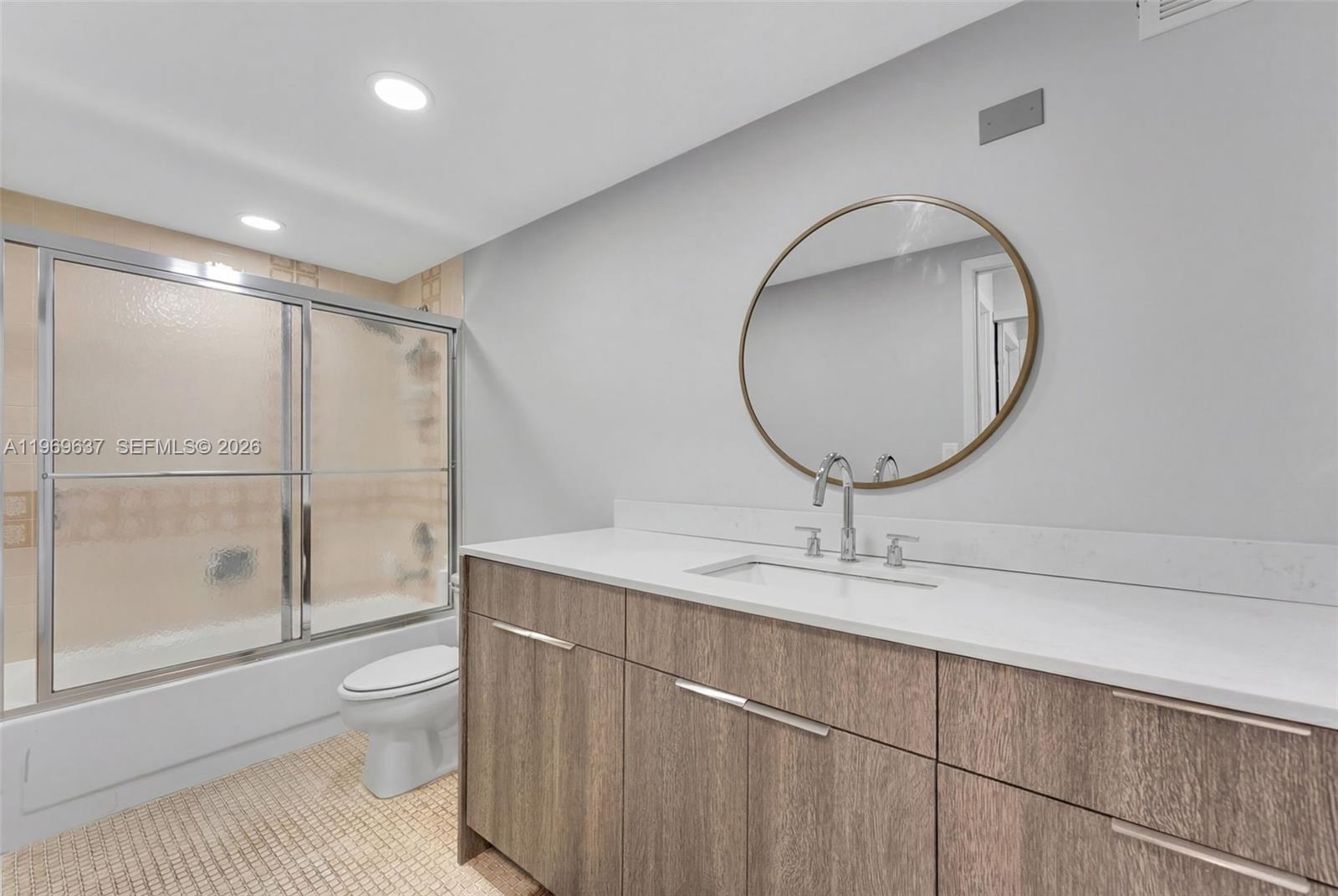 OLYMPUS CONDO - Residential