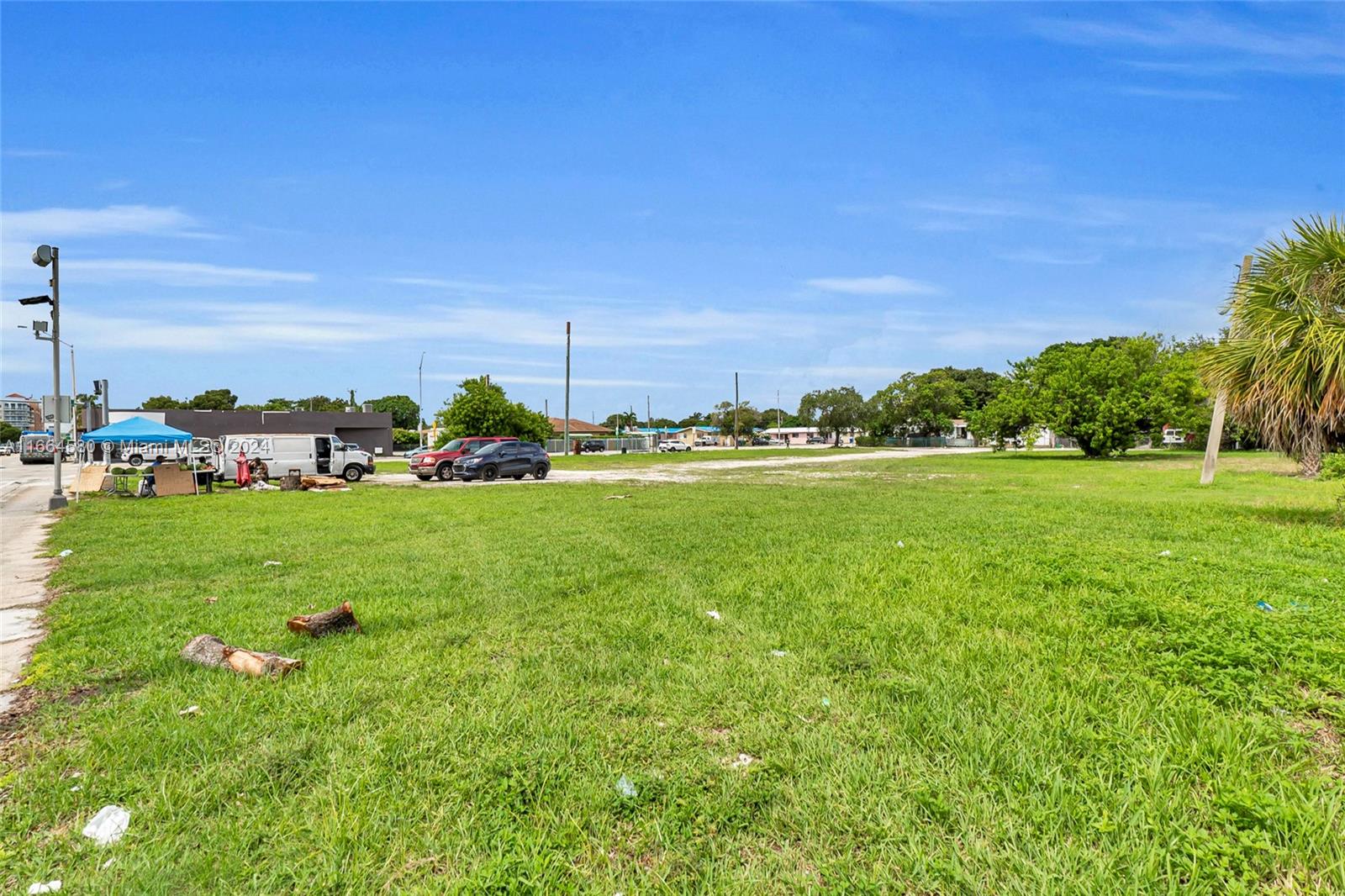 FULFORD PARK - Land
