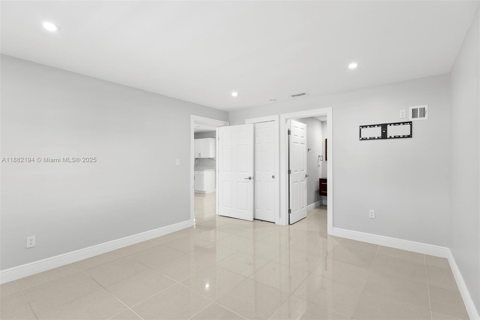 SOUTHERN ESTS 1ST ADDN - Residential