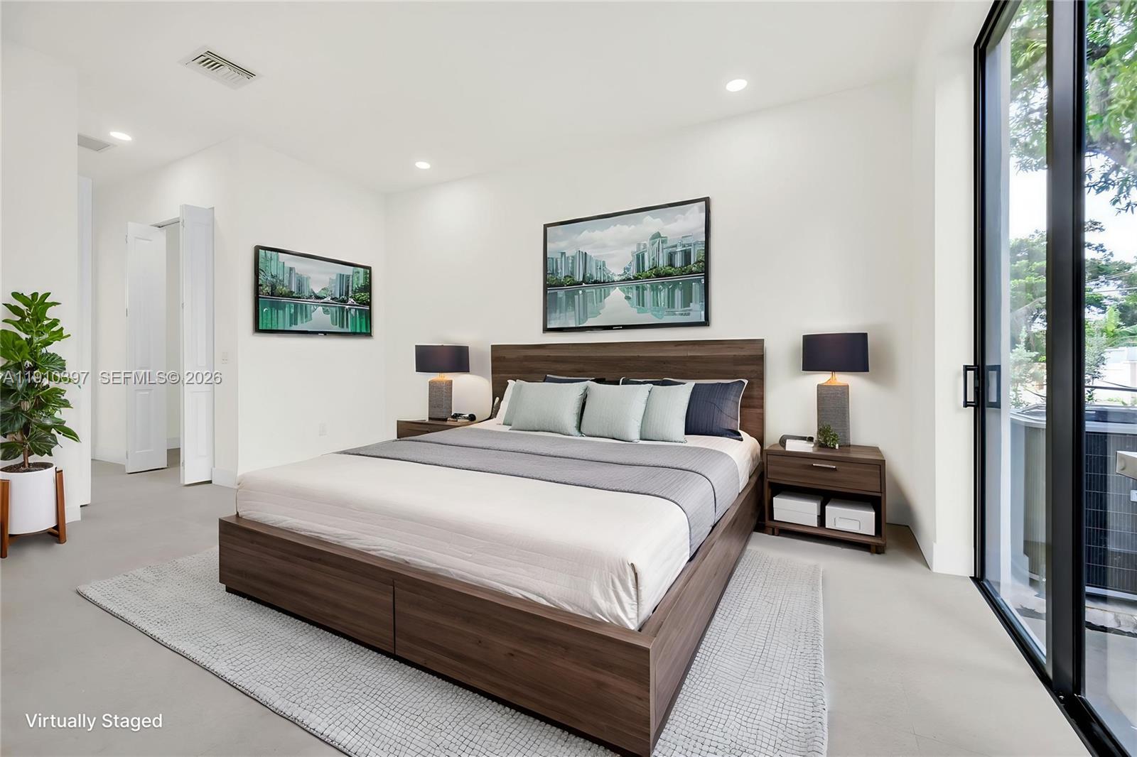 COLLIER GROVES - Residential